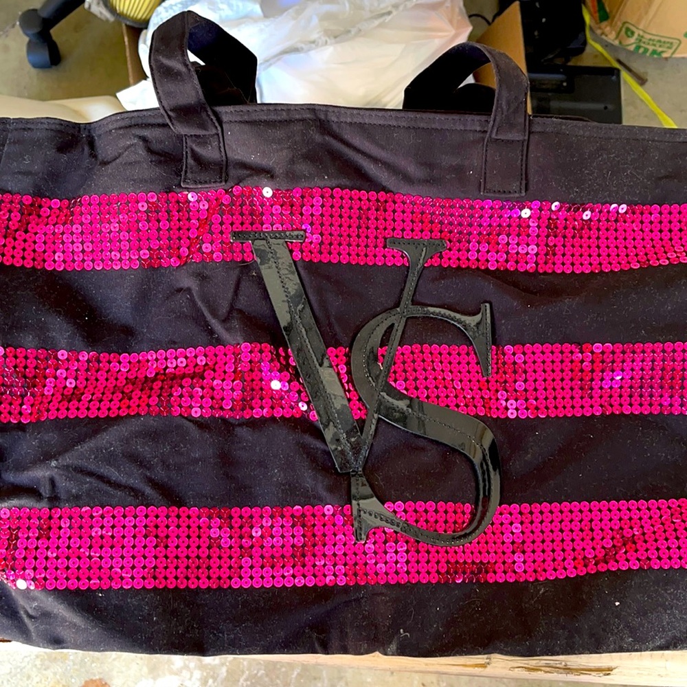 Victoria’s Secret tote bag